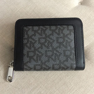 DKNY Heritage Logo Wallet (Grey/Blk)